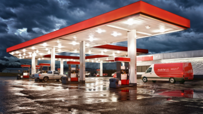 Gasoline Station using an FTIR fuel analyzer from eralytics